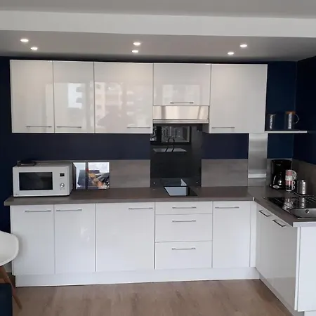 Les Marines Apartment *